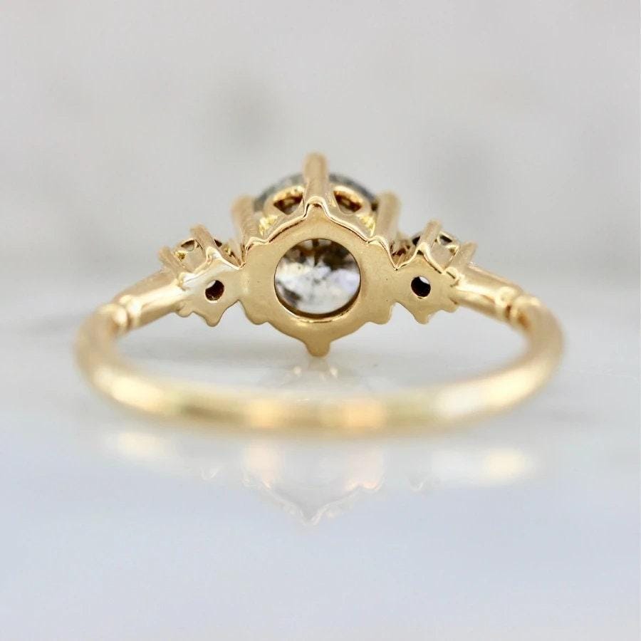 Dolce 1.3ct Salt & Pepper Round Brilliant Cut 18K Gold Wedding Ring
