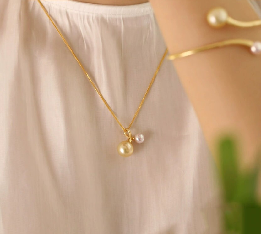 Twig Design South Sea Golden Pearl Necklace in 18K Gold