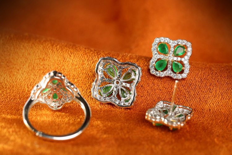 Eight Emerald & Diamond Four Leaf Clover Studs in 18k Gold