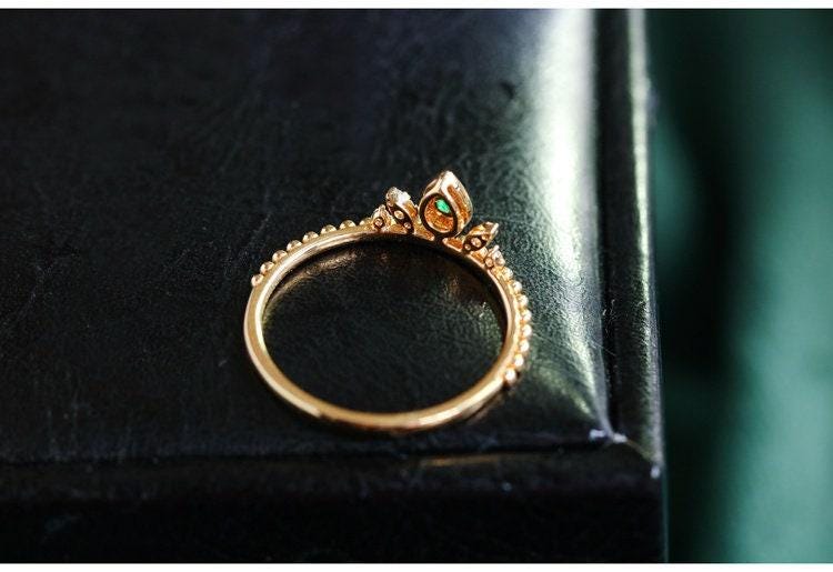 Emerald Teardrop Cabochon Cut & Diamond Ring in 18K Yellow Gold