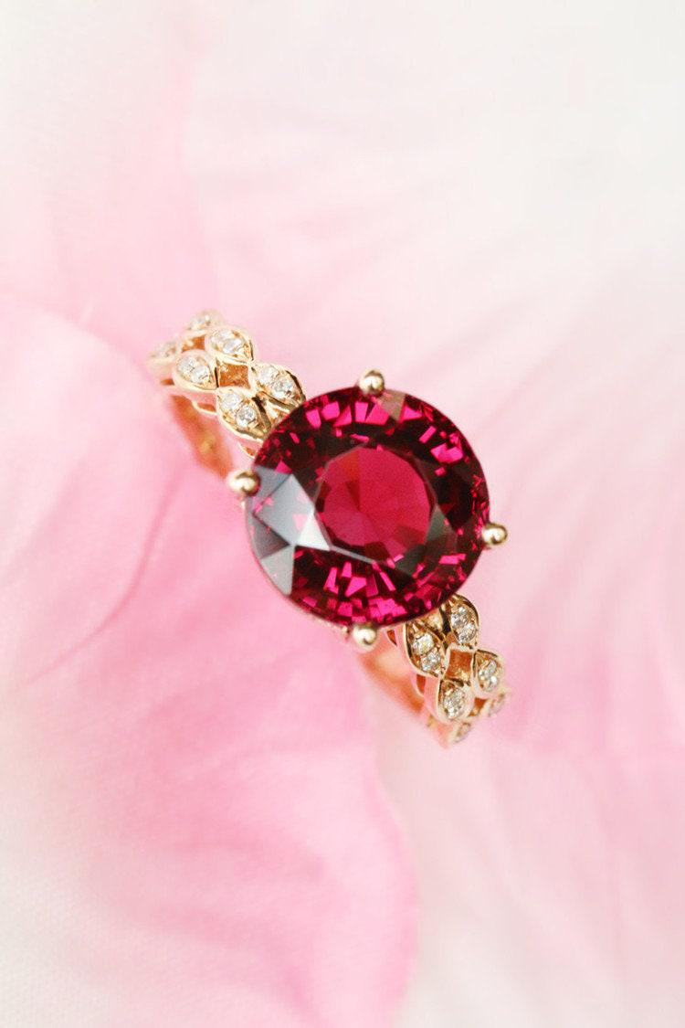 7mm Peach Red Garnet Round & Diamond Ring - 18K  Yellow Gold