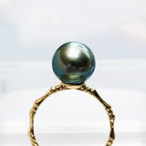 Edison Purple Pearl Bamboo Ring in 18K Yellow Gold