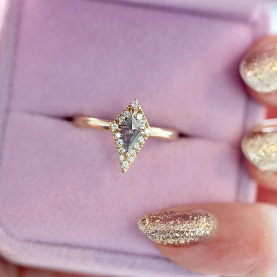 Grey Kite Rose Cut Salt & Pepper Diamond Ring | 18K Yellow Gold Ring | Galaxy Diamonds Ring