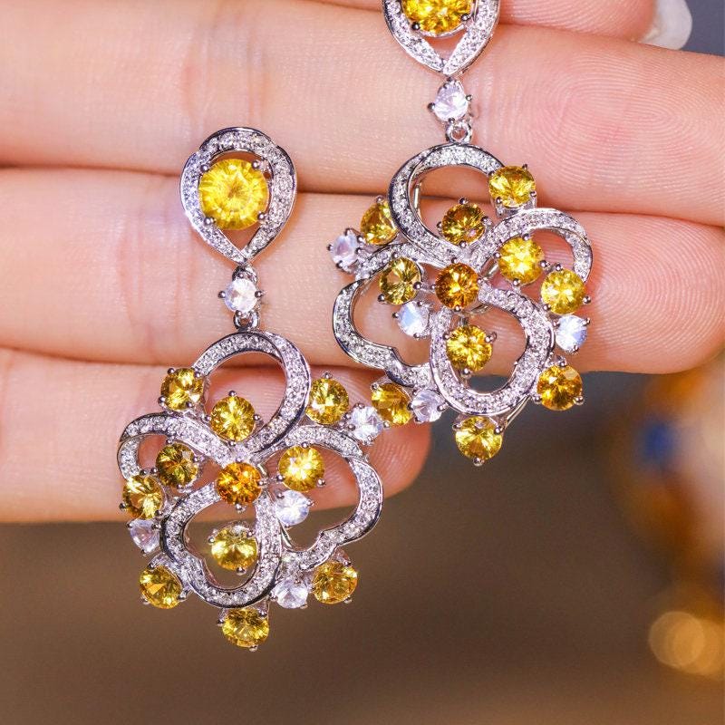 Cluster Yellow Sapphire Free Form Diamonds Earrings in 18K Gold