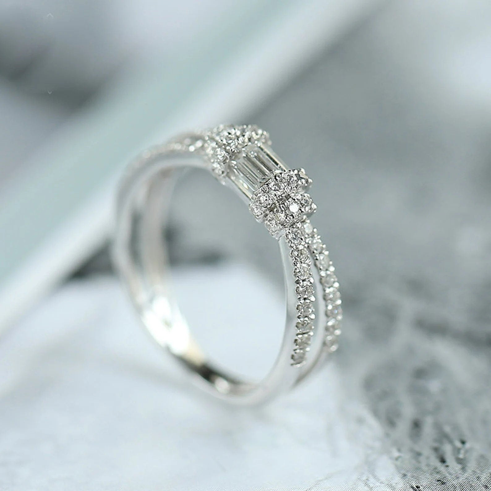 White Diamond Infinity Wedding Ring in 18K White Gold