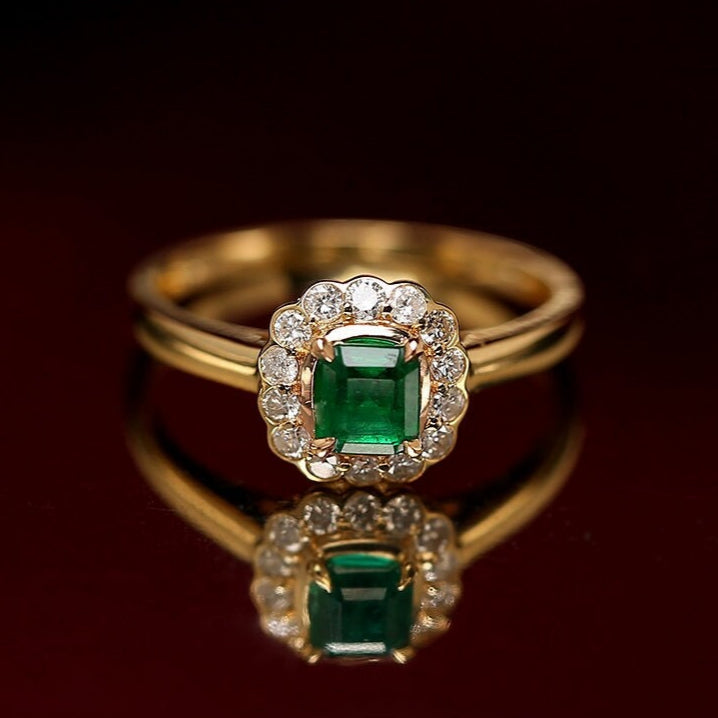 Vintage-Inspired Emerald & Diamond Halo Ring in 18K Yellow Gold