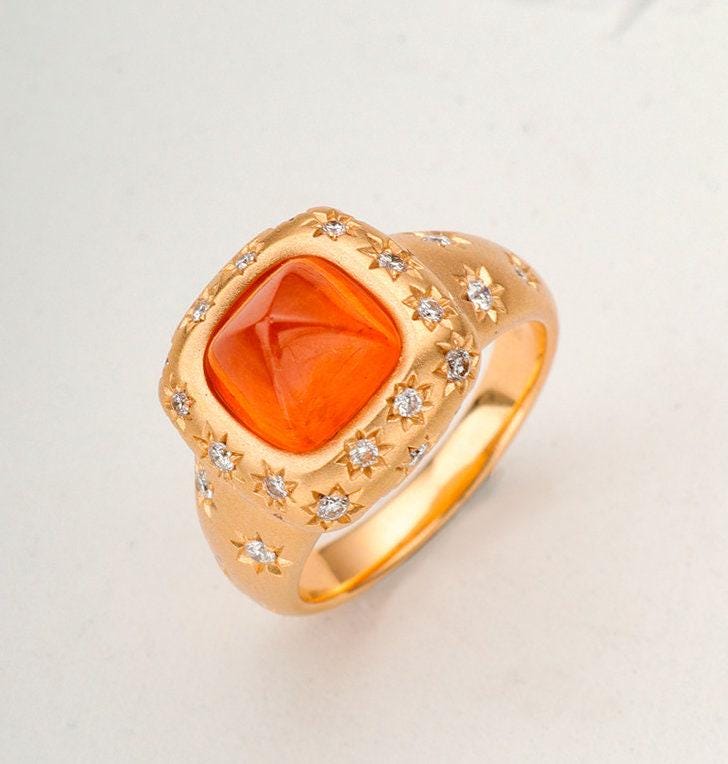 Star Engraved 3.8ct Fanta Garnet Ring in 18K Yellow Gold Ring