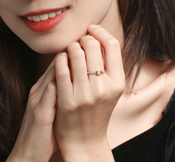 Fancy Yellow Diamonds Ring in 18K White Gold Ring
