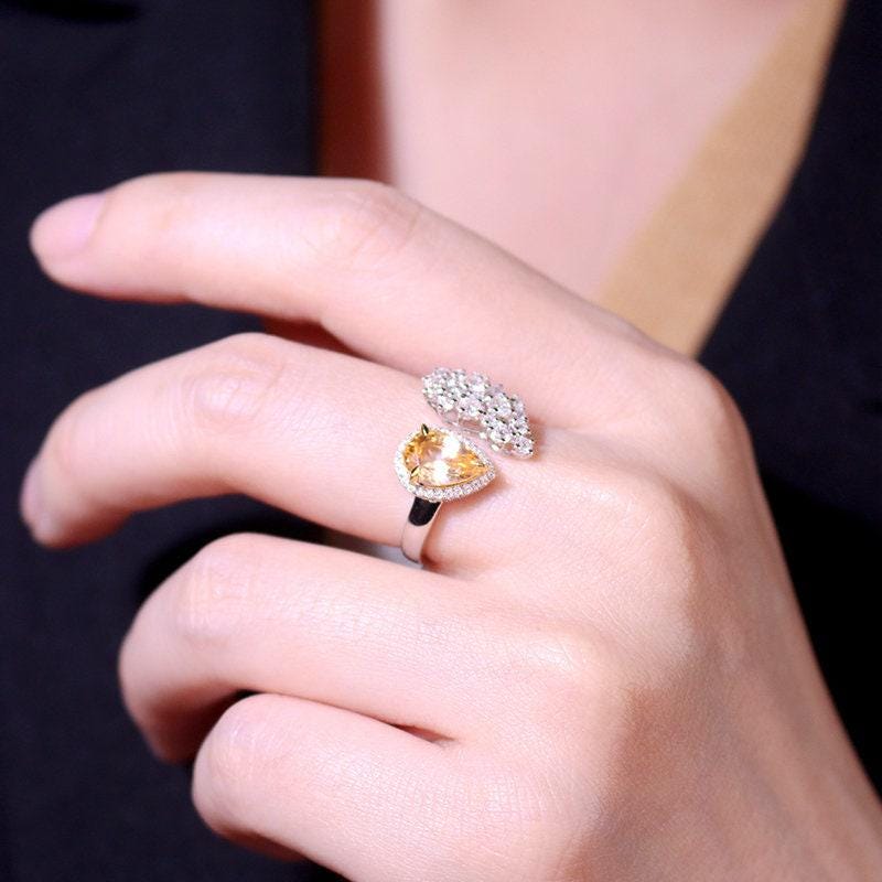 1.58ct Yellow Sapphire Diamonds Cluster 18K Gold Ring