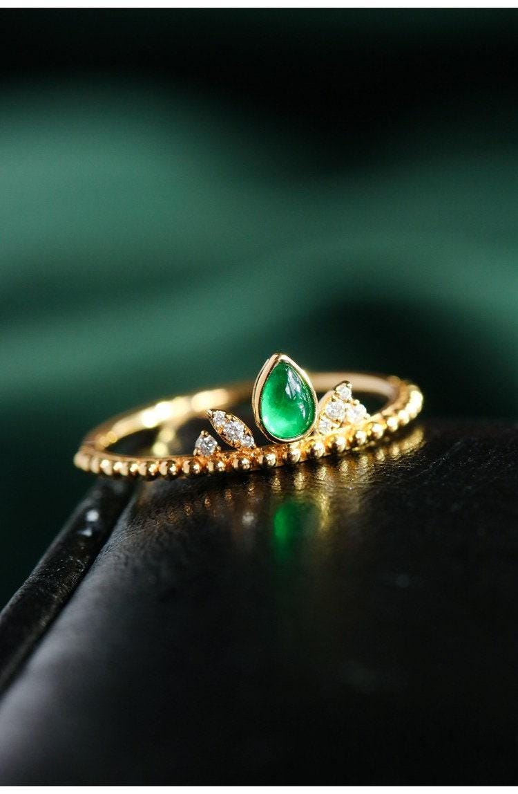 Emerald Teardrop Cabochon Cut & Diamond Ring in 18K Yellow Gold