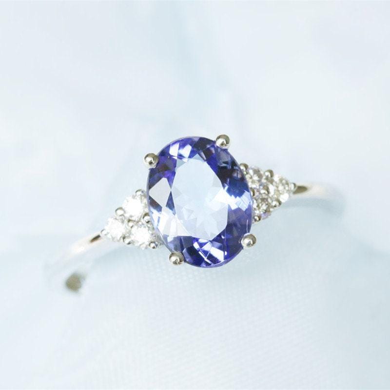 1.5ct Oval Blue Tanzanite & Diamonds Wedding Ring - 18K White Gold