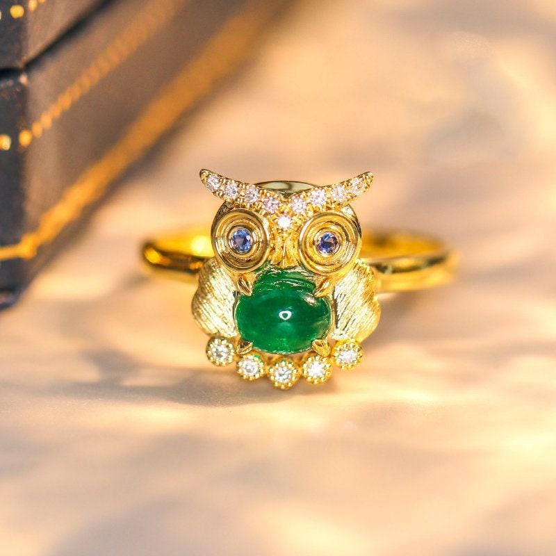 Night Owl Design Emerald Ring in 18K Yellow Gold