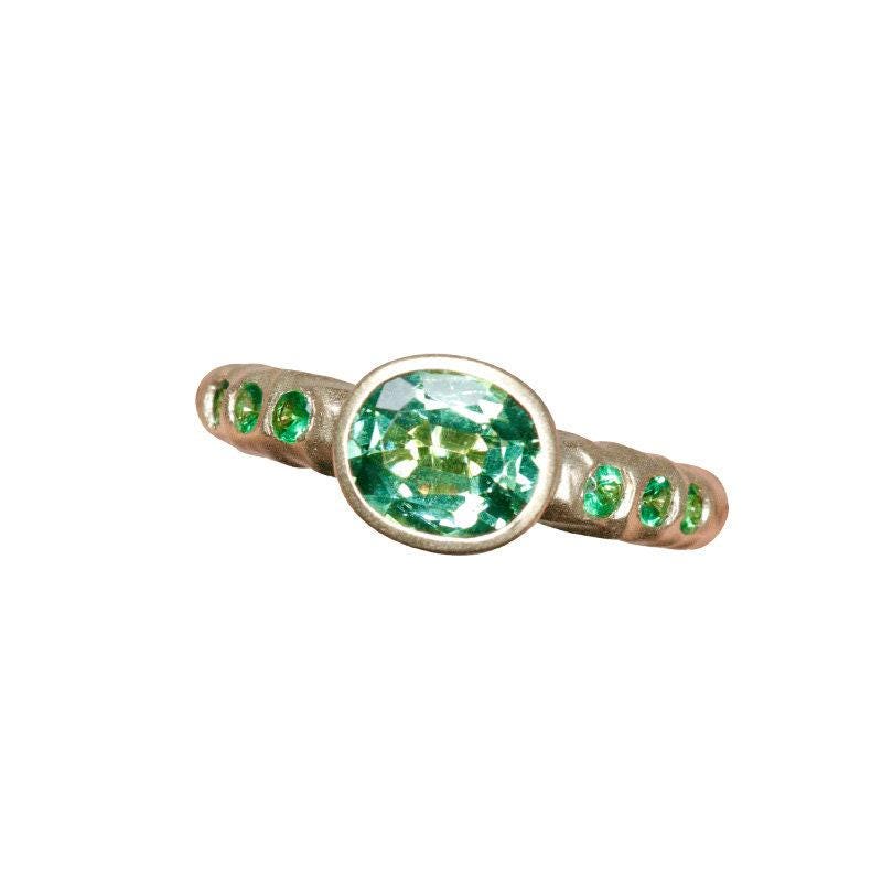Bezel Set Tourmaline 18K Yellow Gold Ring with Free Form Design
