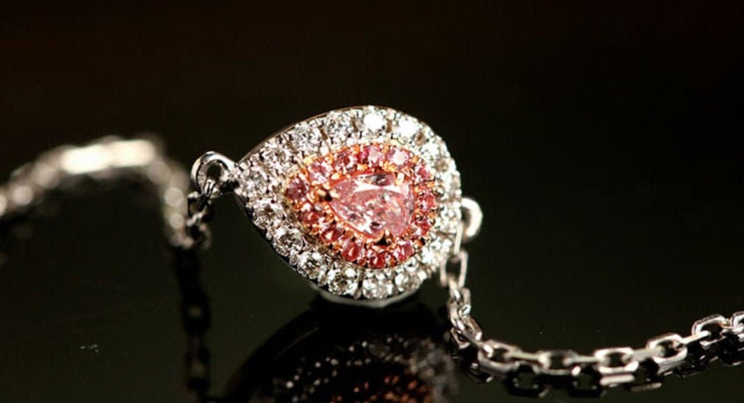 Pink Diamond Pear-Shaped Bracelets in 18K White Gold