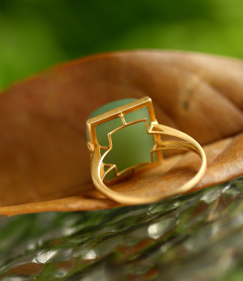 Jade Square Shape 18K Gold Matte Finish Ring