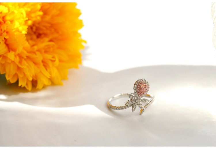 Pineapple Design Pink Diamond Ring - 18K White Gold