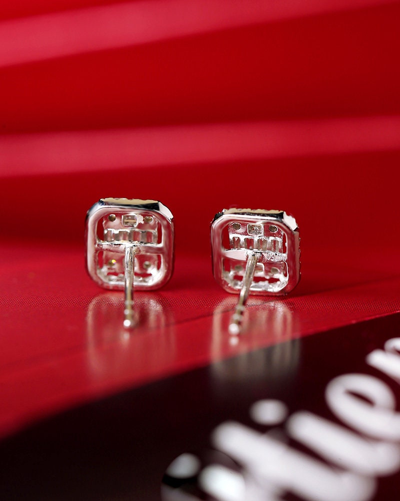 Rectangle Diamond Earrings in 18K White Gold