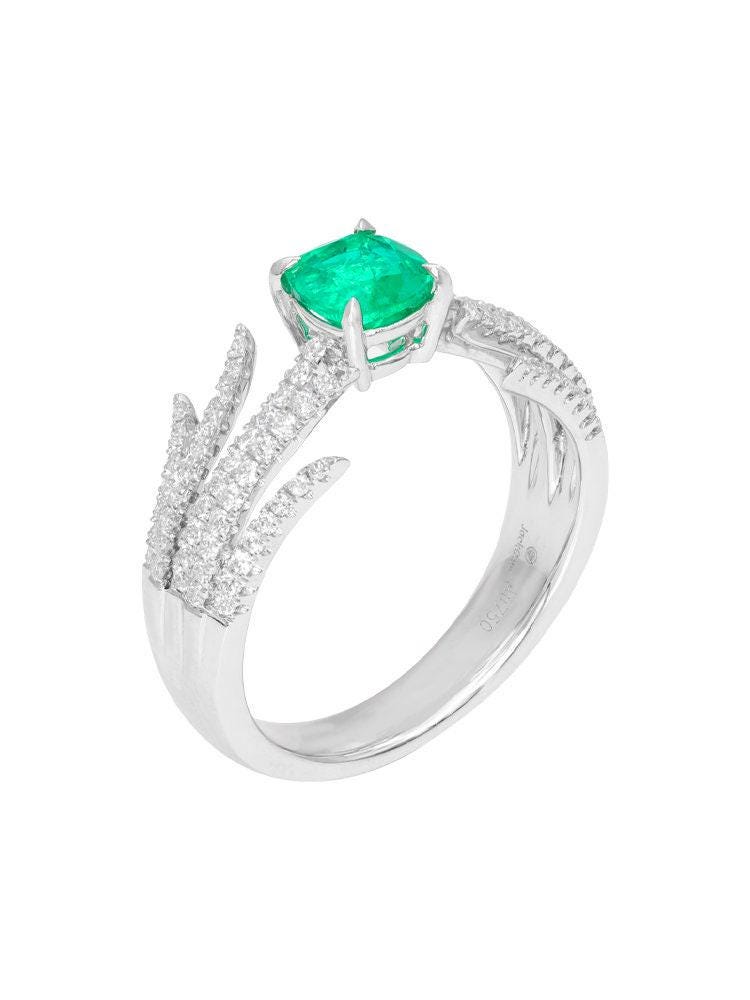 Wing Prong Emerald Wedding Diamonds Ring in Platinum 950