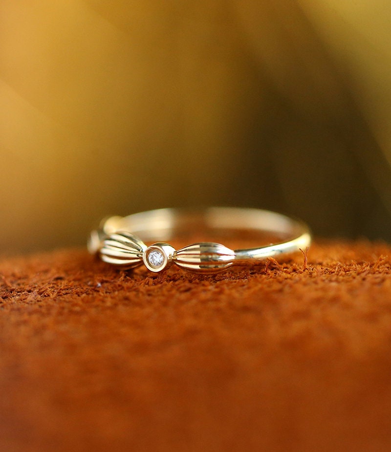 White Diamond Horizontal Stone Ring in 18K Yellow Gold